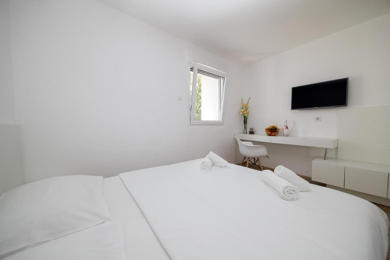 Rocky Beach Rooms Novi Vinodolski Luaran gambar