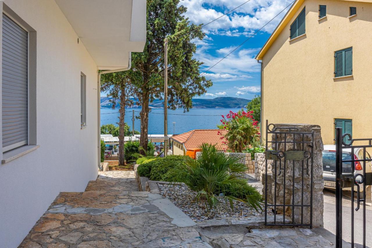 Rocky Beach Rooms Novi Vinodolski Luaran gambar
