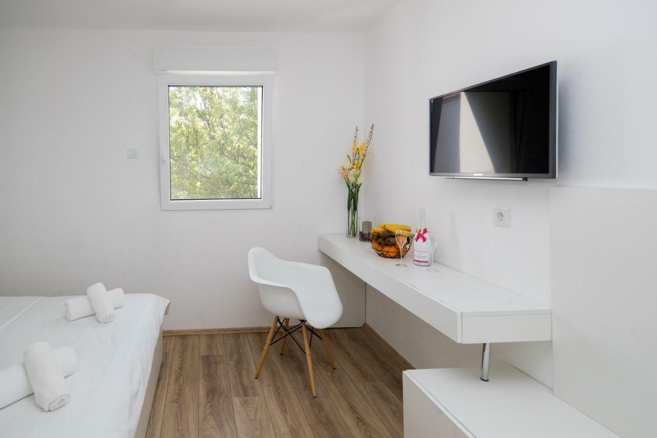 Rocky Beach Rooms Novi Vinodolski Luaran gambar